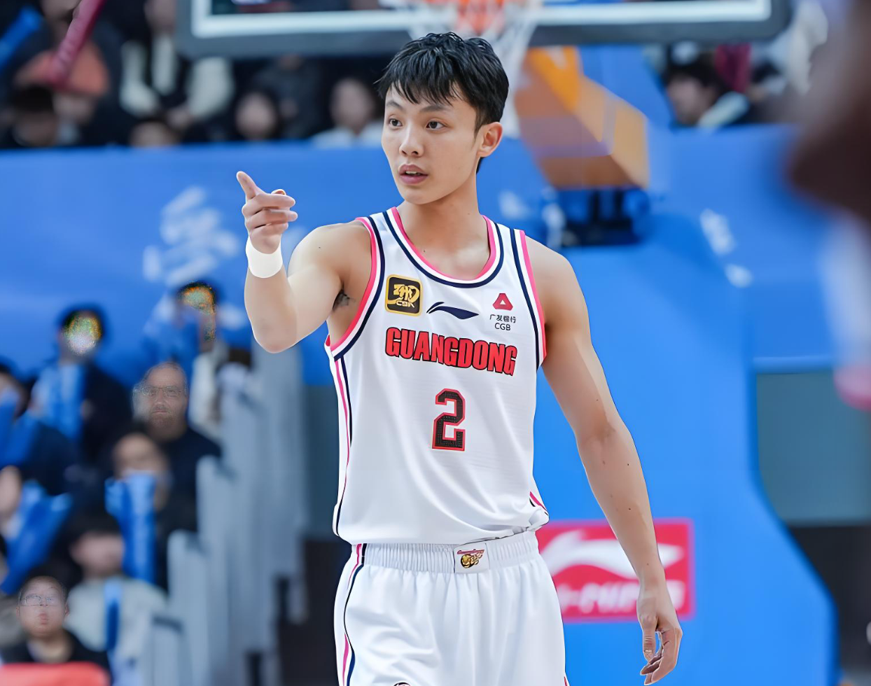 乐鱼体育-充分认可,奎因大赞徐杰!